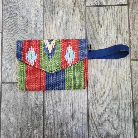 Coastal Cowgirl Cluch - Picture 5 of 9